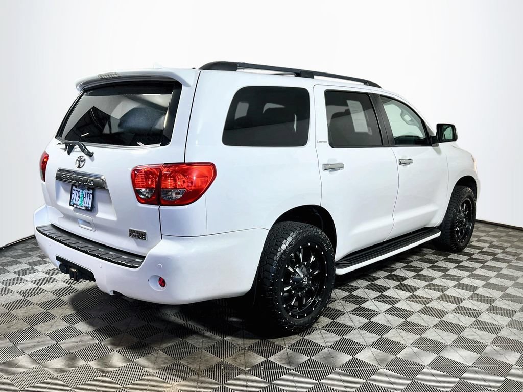 Used 2016 Toyota Sequoia Limited w/ Safety & Convenience Package AWD/4WD image 7