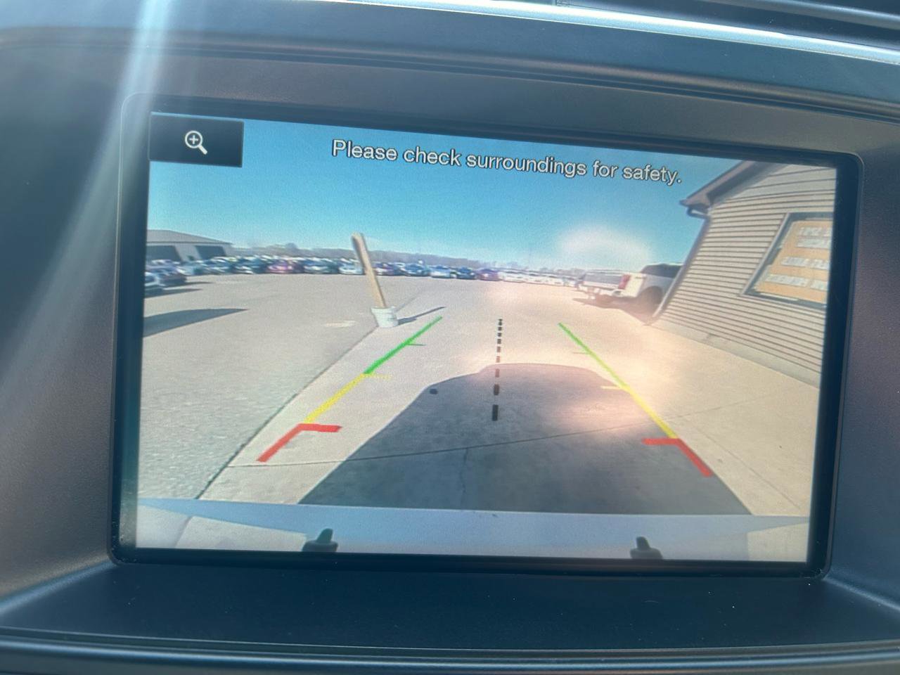 Used 2016 Ford Explorer XLT image 25