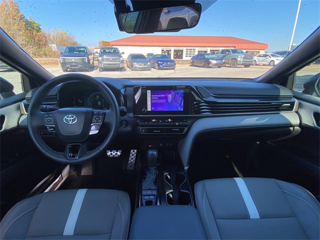 Used 2025 Toyota Camry XSE image 17