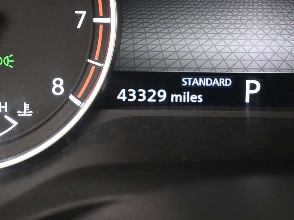 Used 2024 Nissan Rogue S image 24