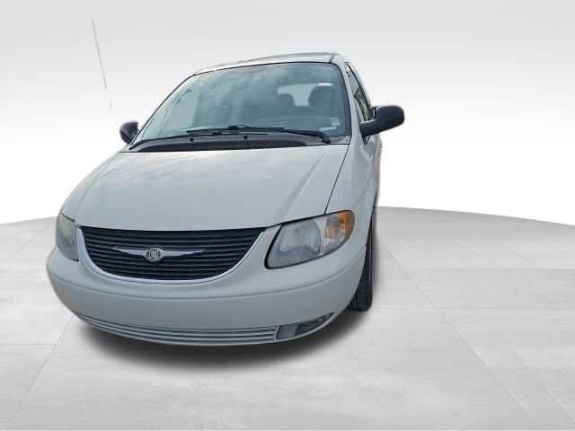 Used 2003 Chrysler Town & Country Limited image 5