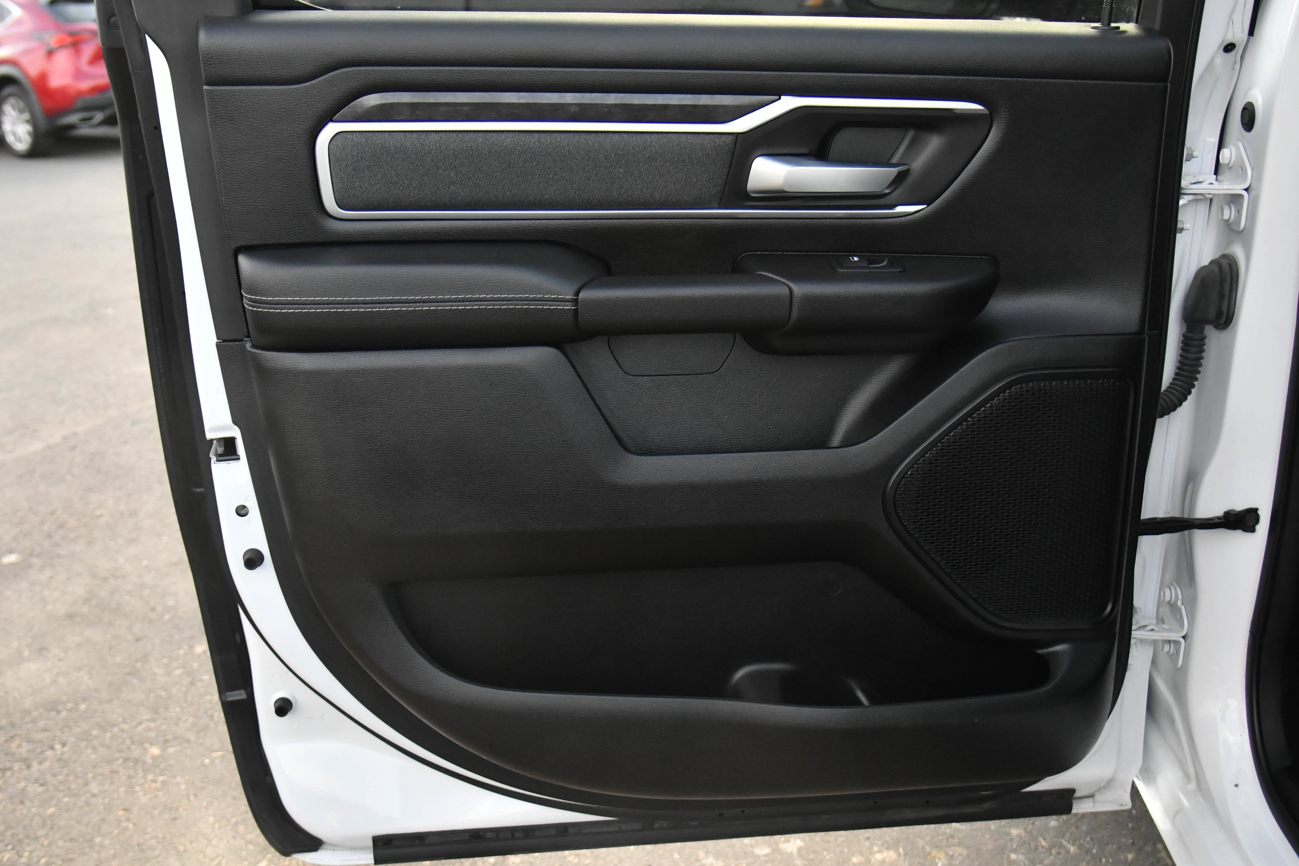 Used 2022 RAM 1500 Big Horn AWD/4WD image 38
