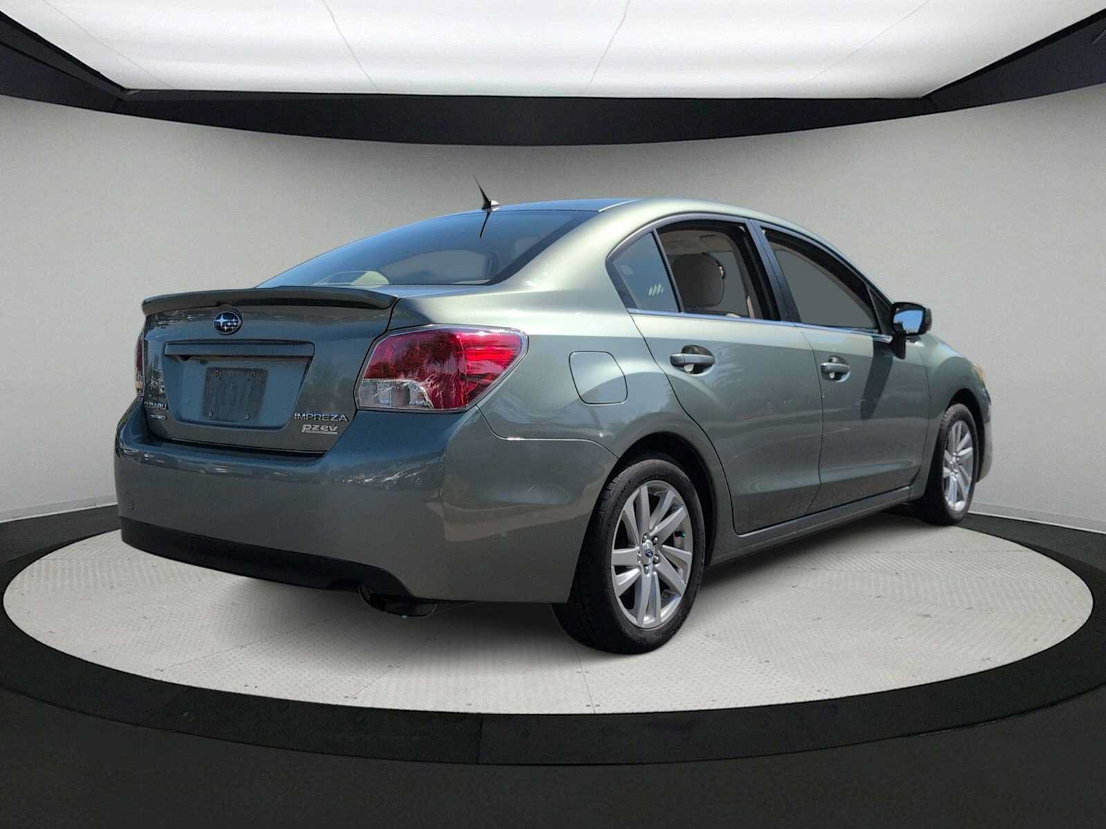 Used 2015 Subaru Impreza 2.0i Premium AWD/4WD image 8