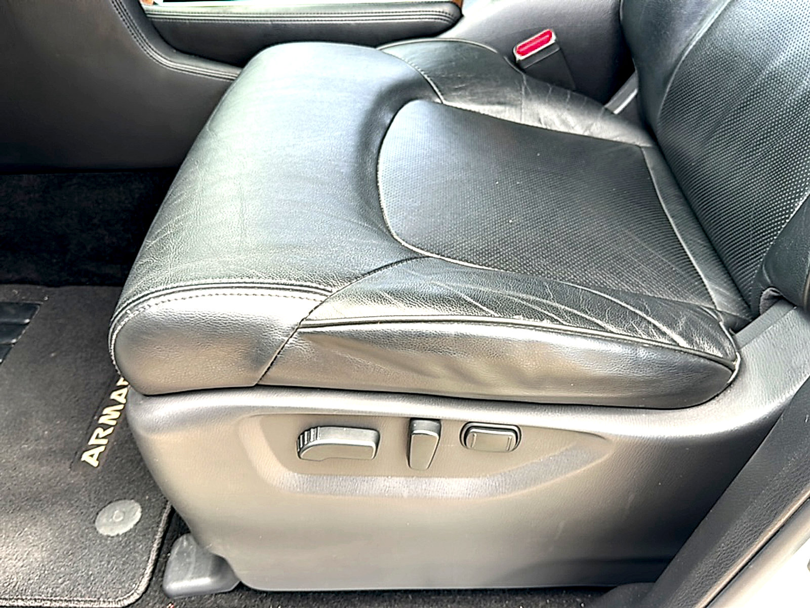 Used 2022 Nissan Armada SL RWD image 15