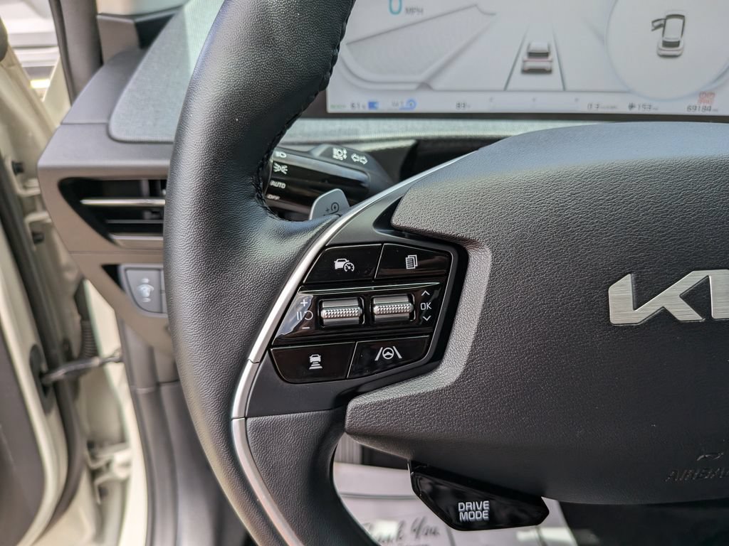 Certified 2022 Kia EV6 Wind w/ Wind Technology Package AWD/4WD image 31