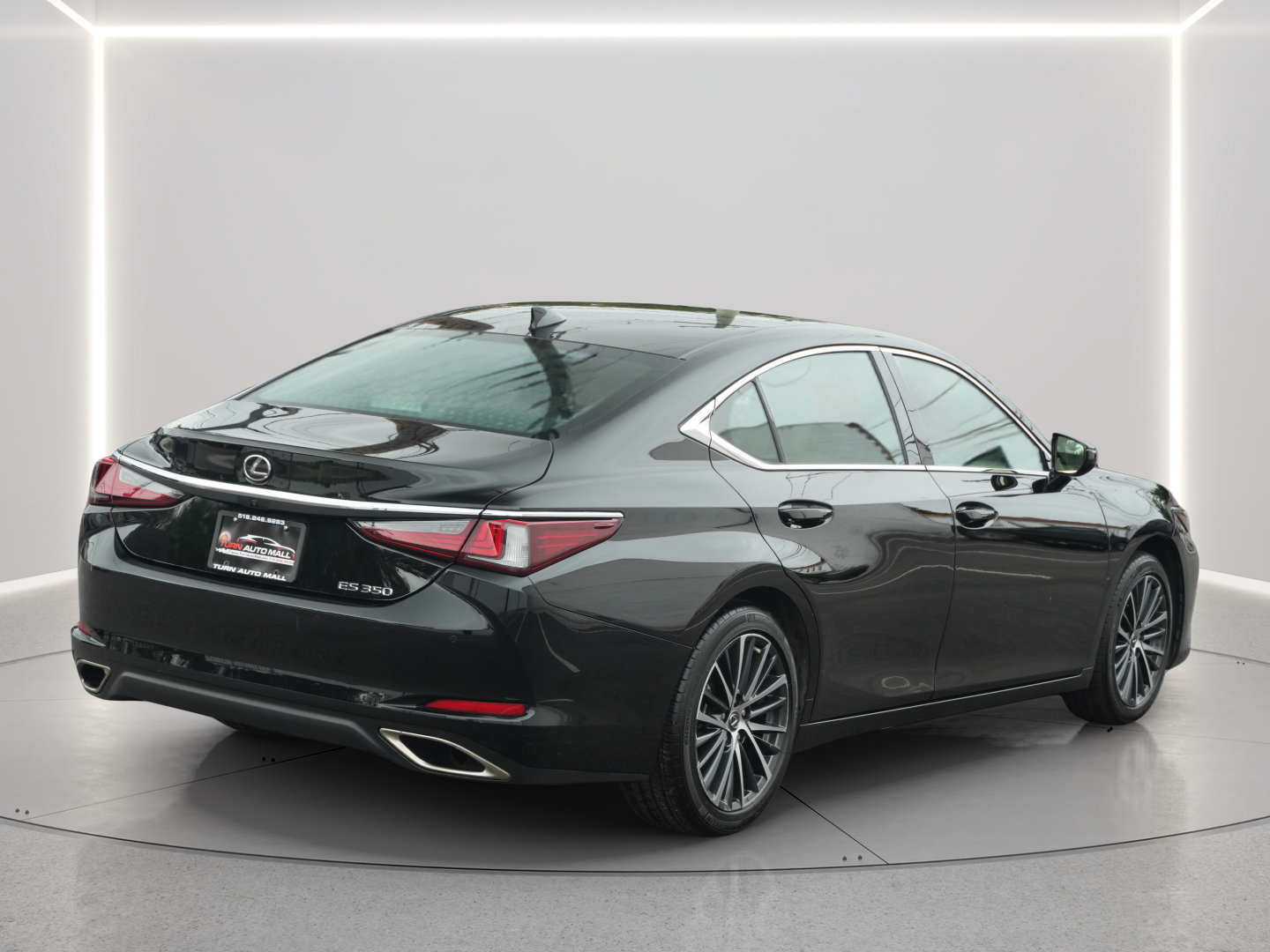 Used 2024 Lexus ES 350 w/ Premium Package FWD image 5