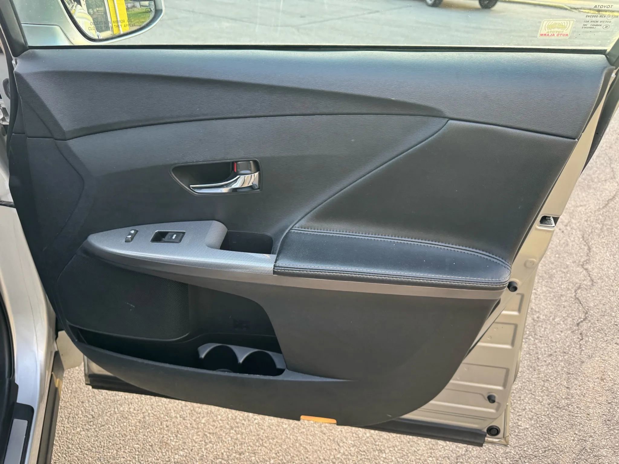 Used 2013 Toyota Venza XLE image 23