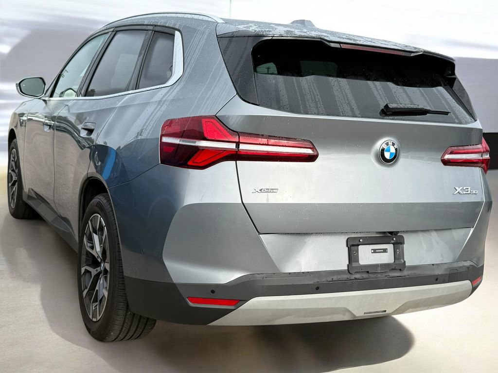 Used 2025 BMW X3 xDrive30i w/ Premium Package image 13