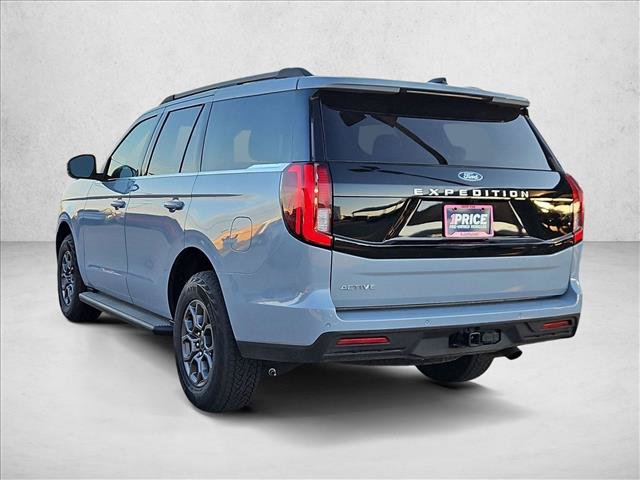 Used 2025 Ford Expedition Active RWD image 7