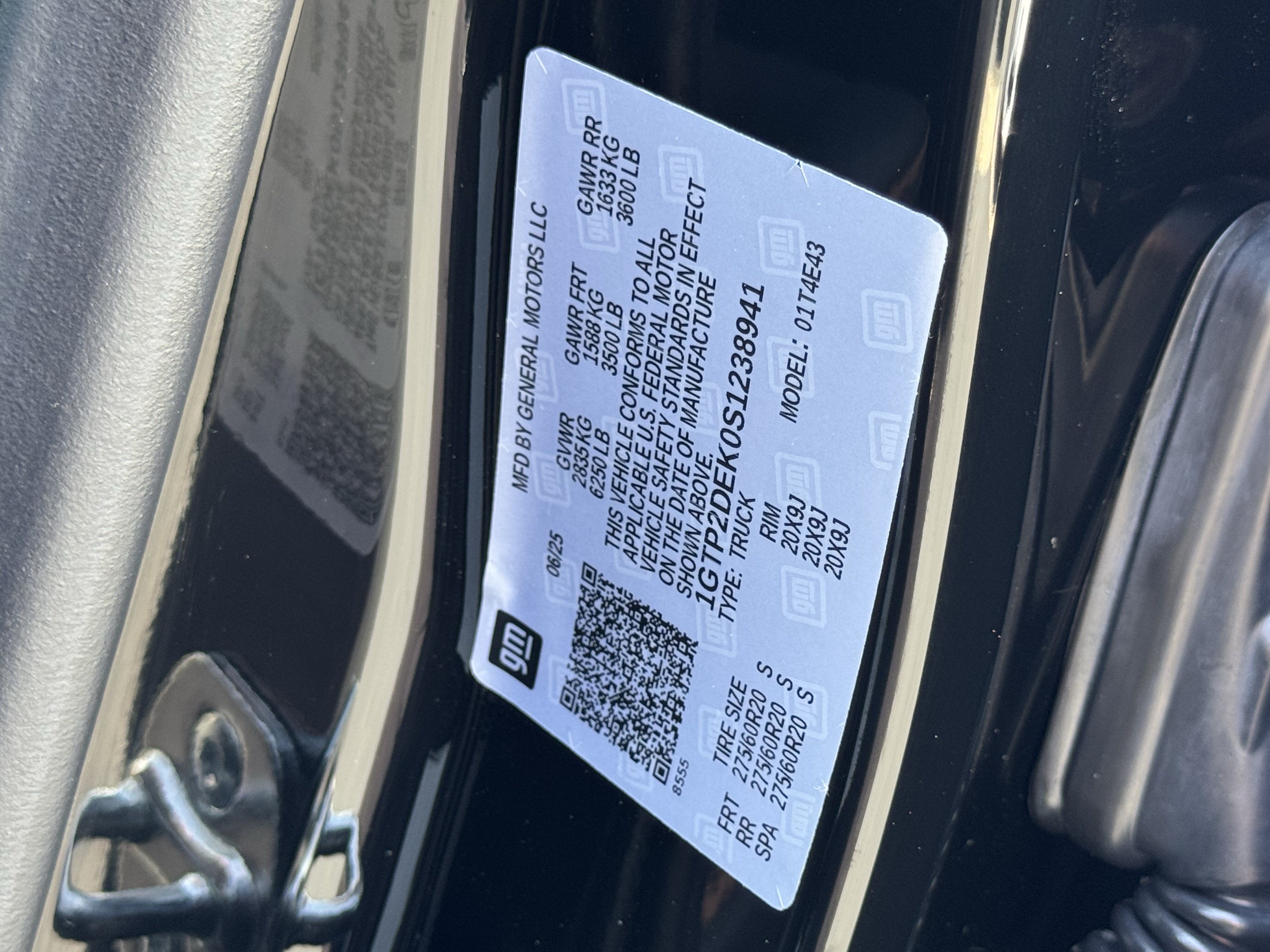 Used 2025 GMC Canyon AT4 w/ Nightfall Edition AWD/4WD image 42