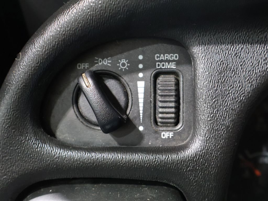 Used 2000 Dodge Ram 1500 Truck SLT image 26