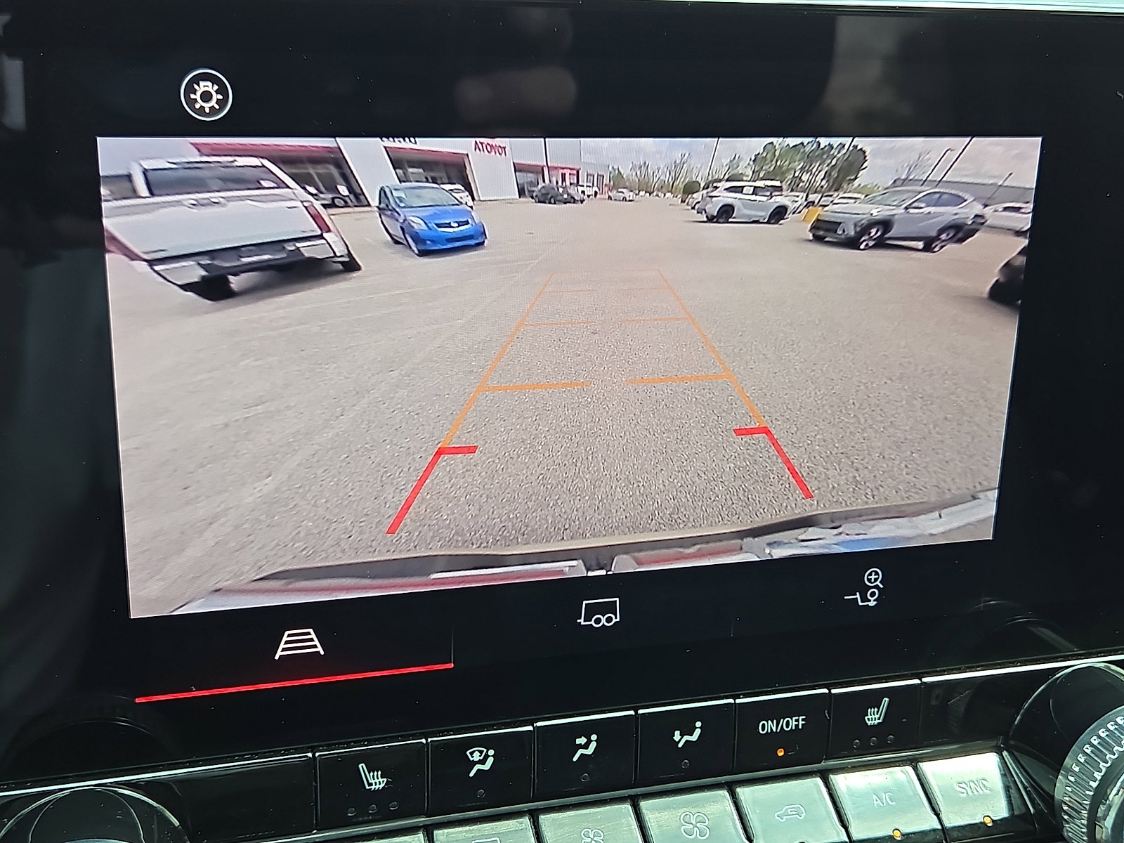 Used 2024 GMC Canyon AT4 image 18