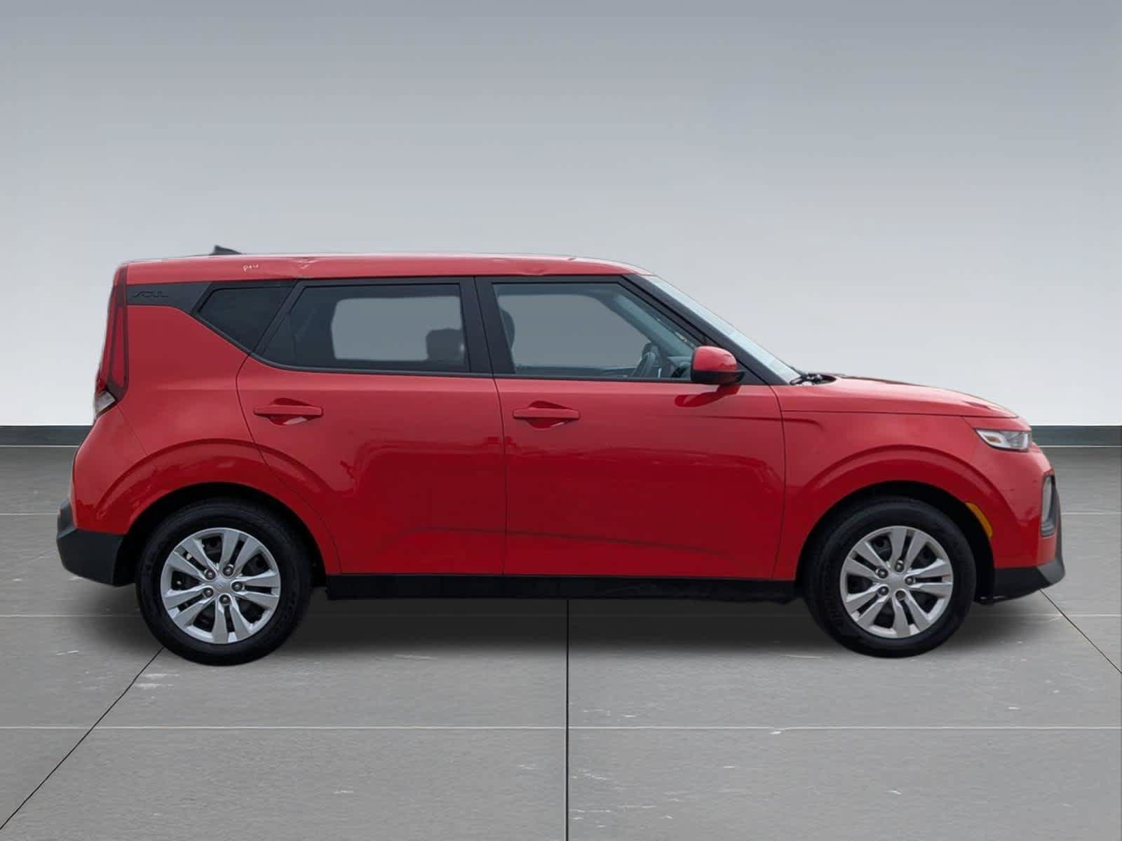 Used 2021 Kia Soul LX FWD image 6