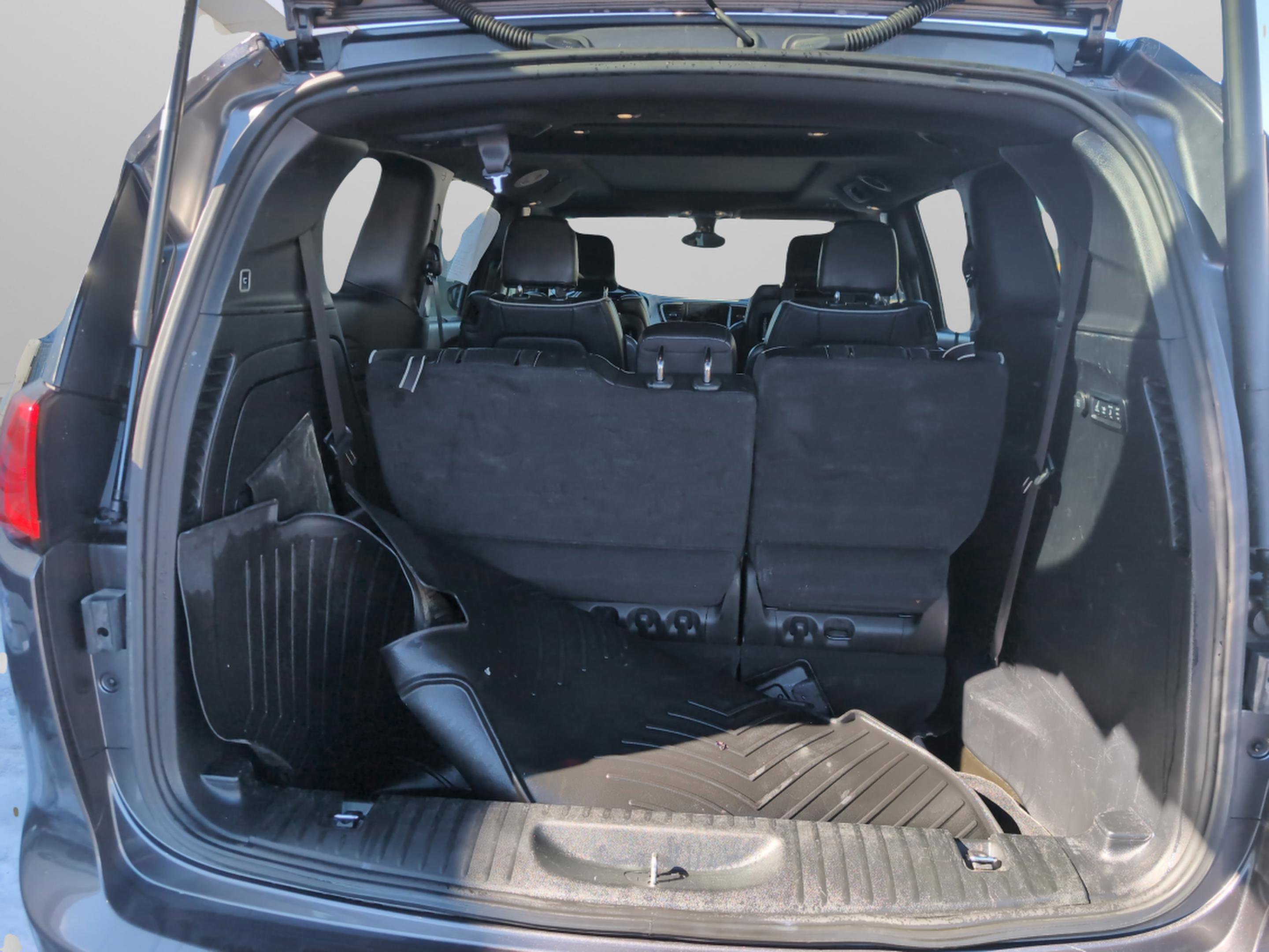 Used 2019 Chrysler Pacifica Limited w/ S Appearance Package image 20