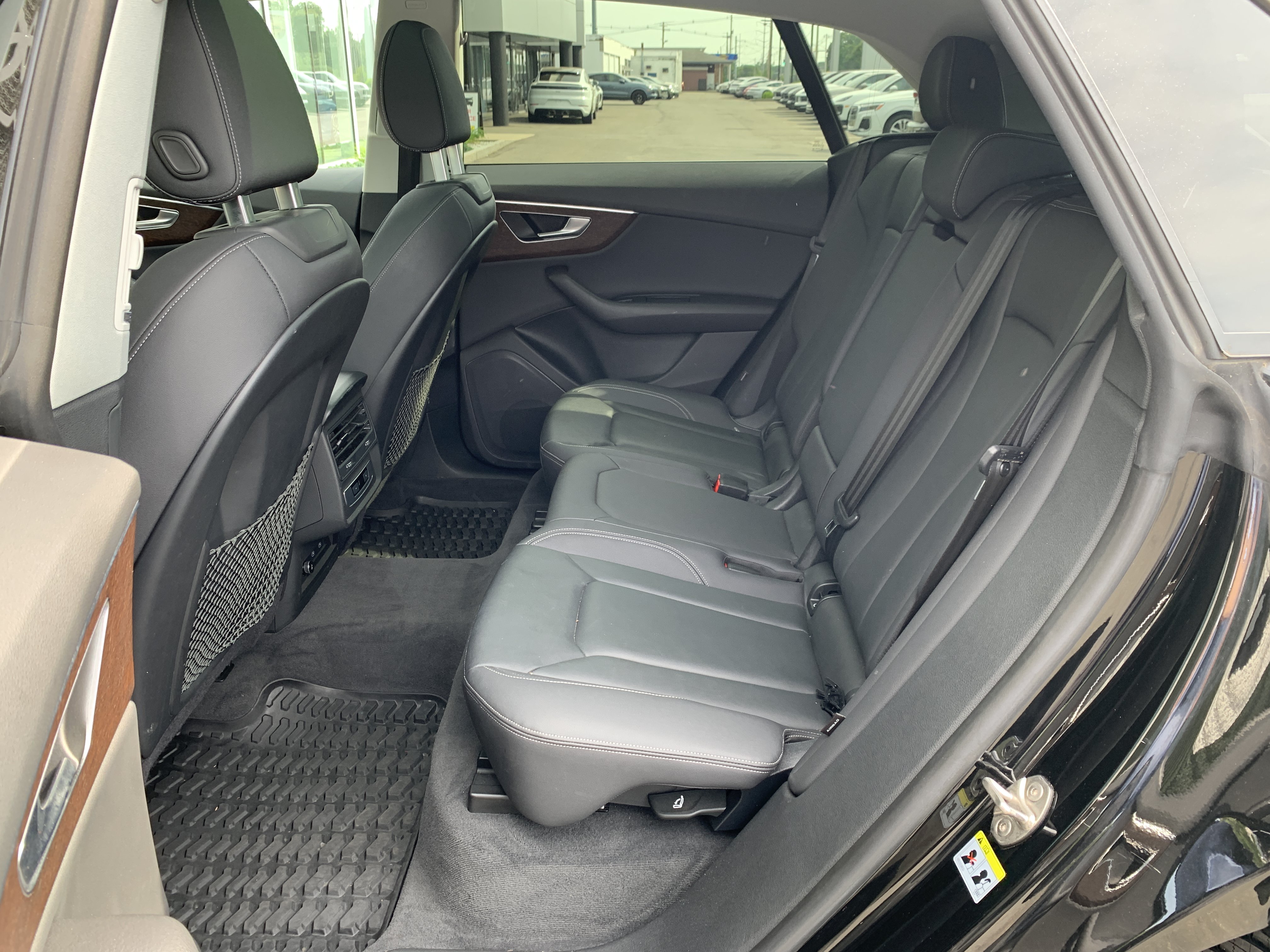 Certified 2023 Audi Q8 Premium w/ Convenience Package AWD/4WD image 15
