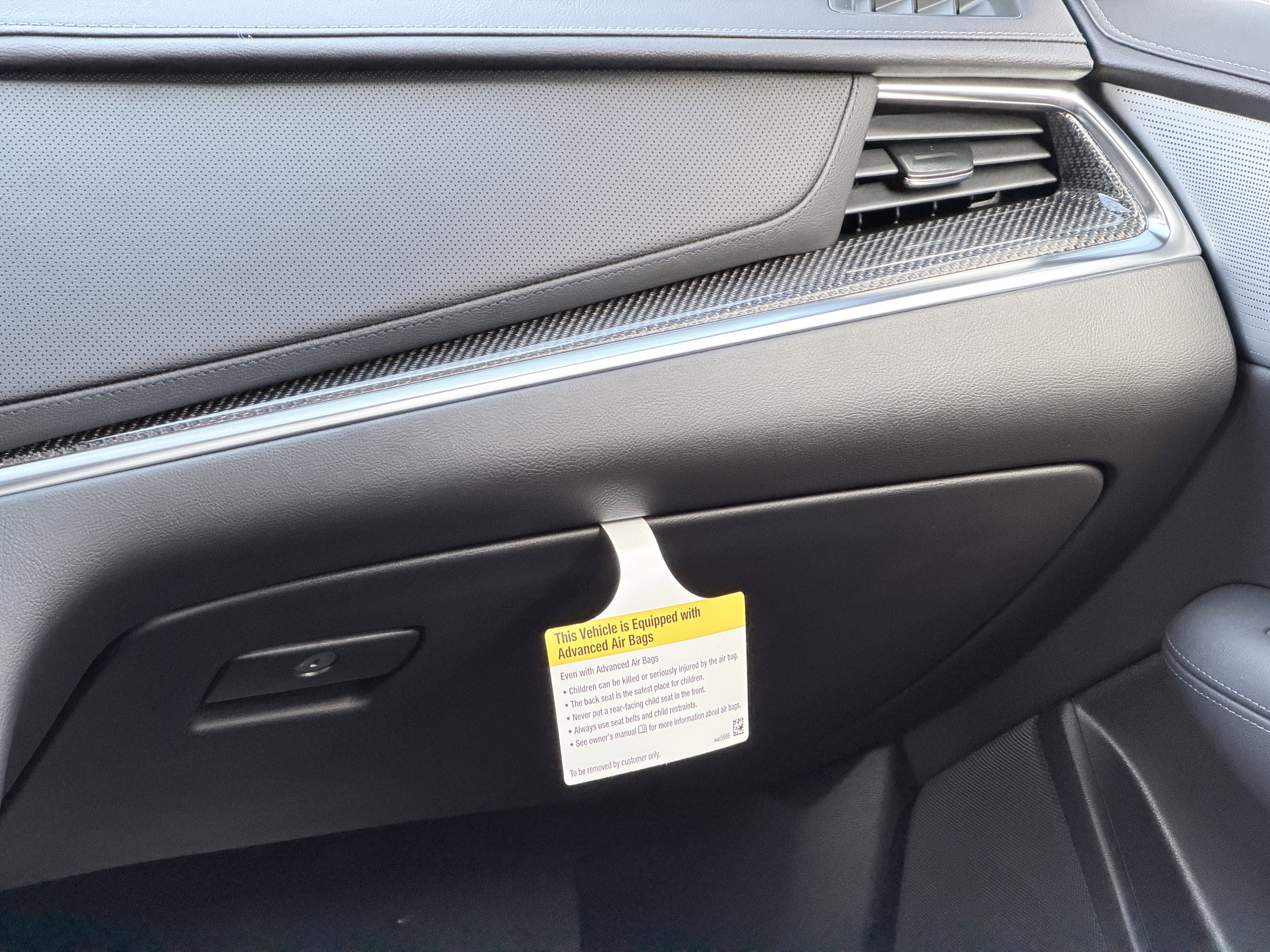 New 2026 Cadillac XT5 Sportv w/ LPO, Onyx Lite Package image 15