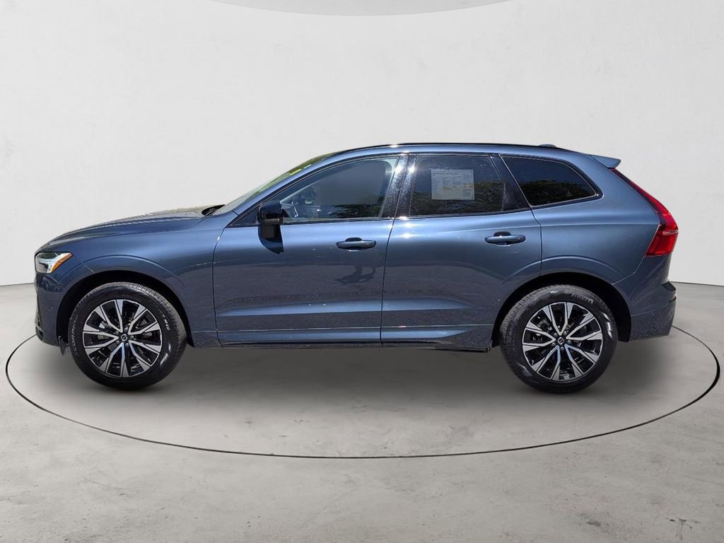 Certified 2025 Volvo XC60 B5 Plus w/ Climate Package AWD/4WD image 7