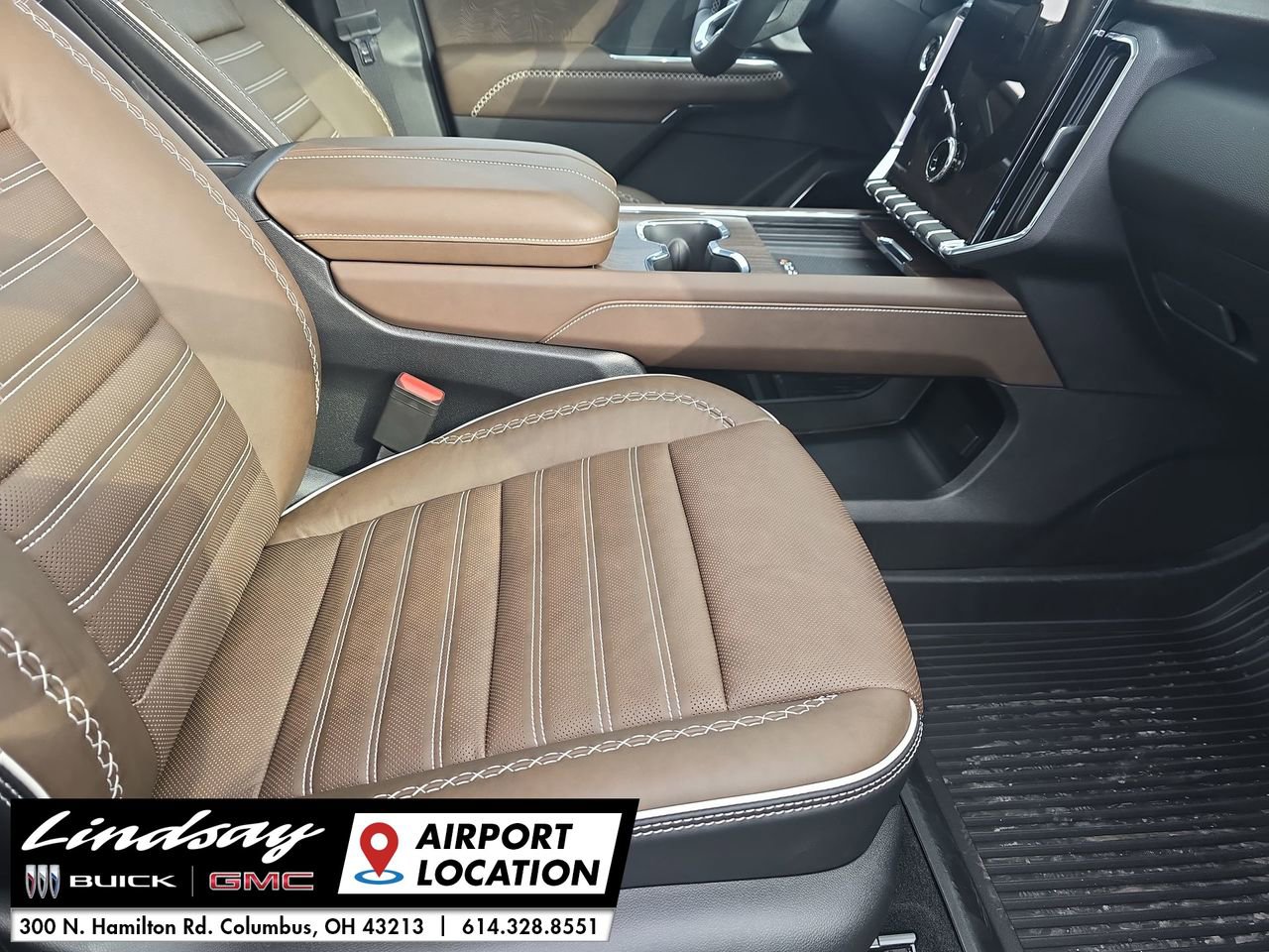 New 2026 GMC Acadia Denali Ultimate w/ LPO, Floor Liner Package image 30