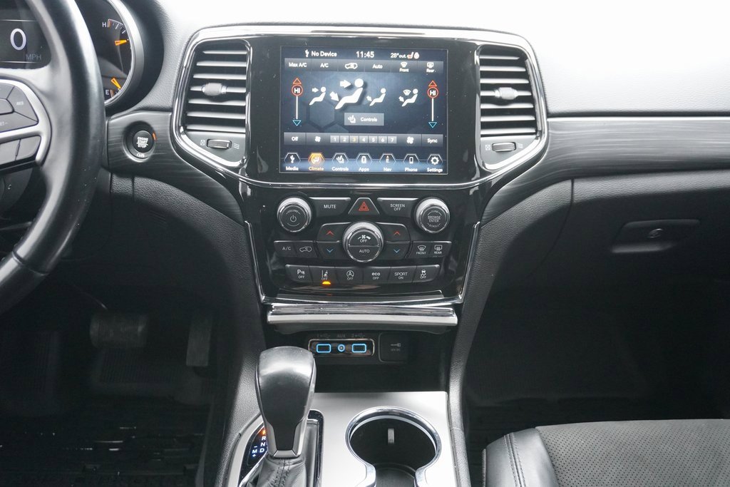 Used 2022 Jeep Grand Cherokee Laredo X image 26