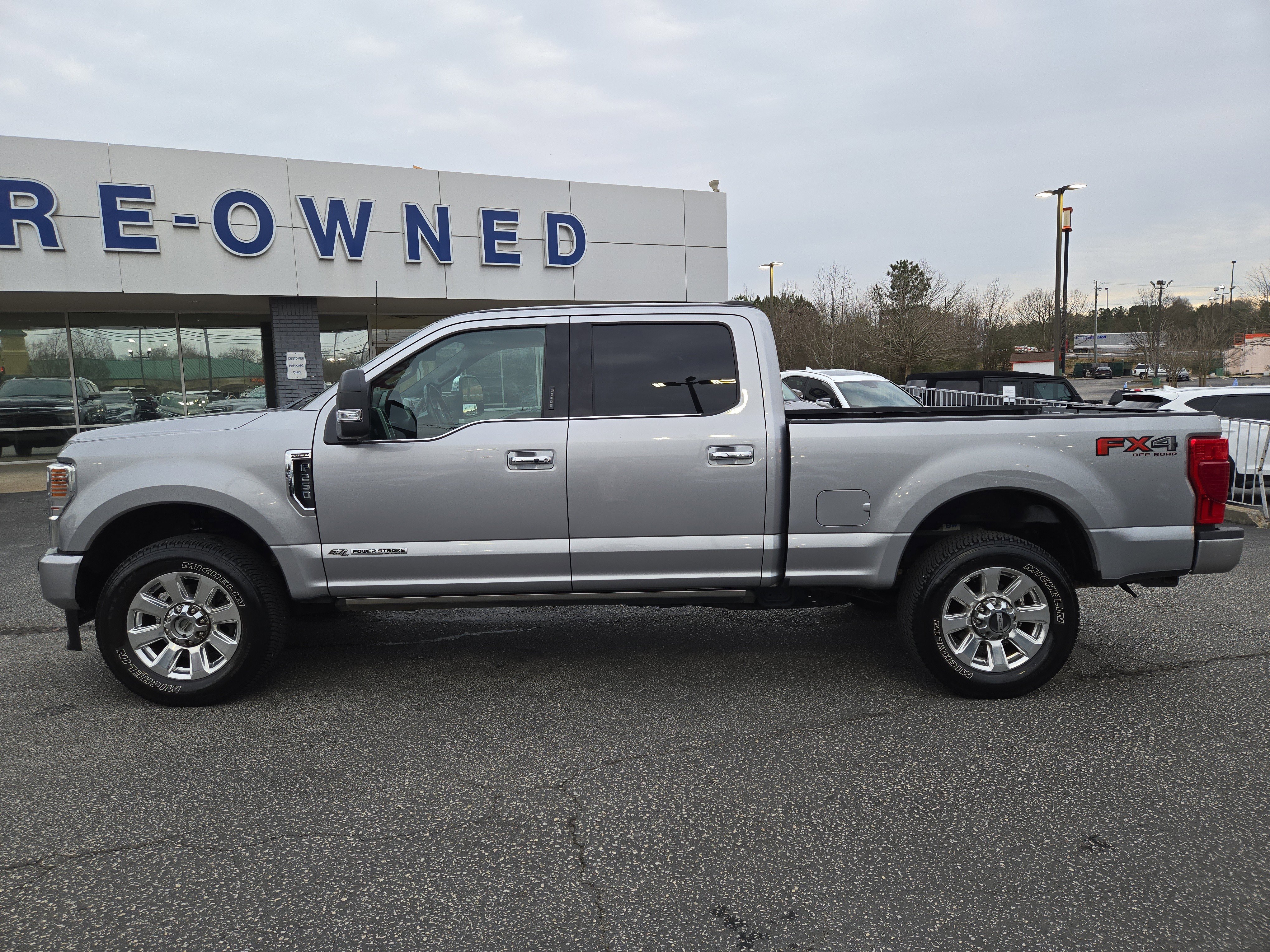 Used 2020 Ford F250 Platinum w/ FX4 Off-Road Package image 12