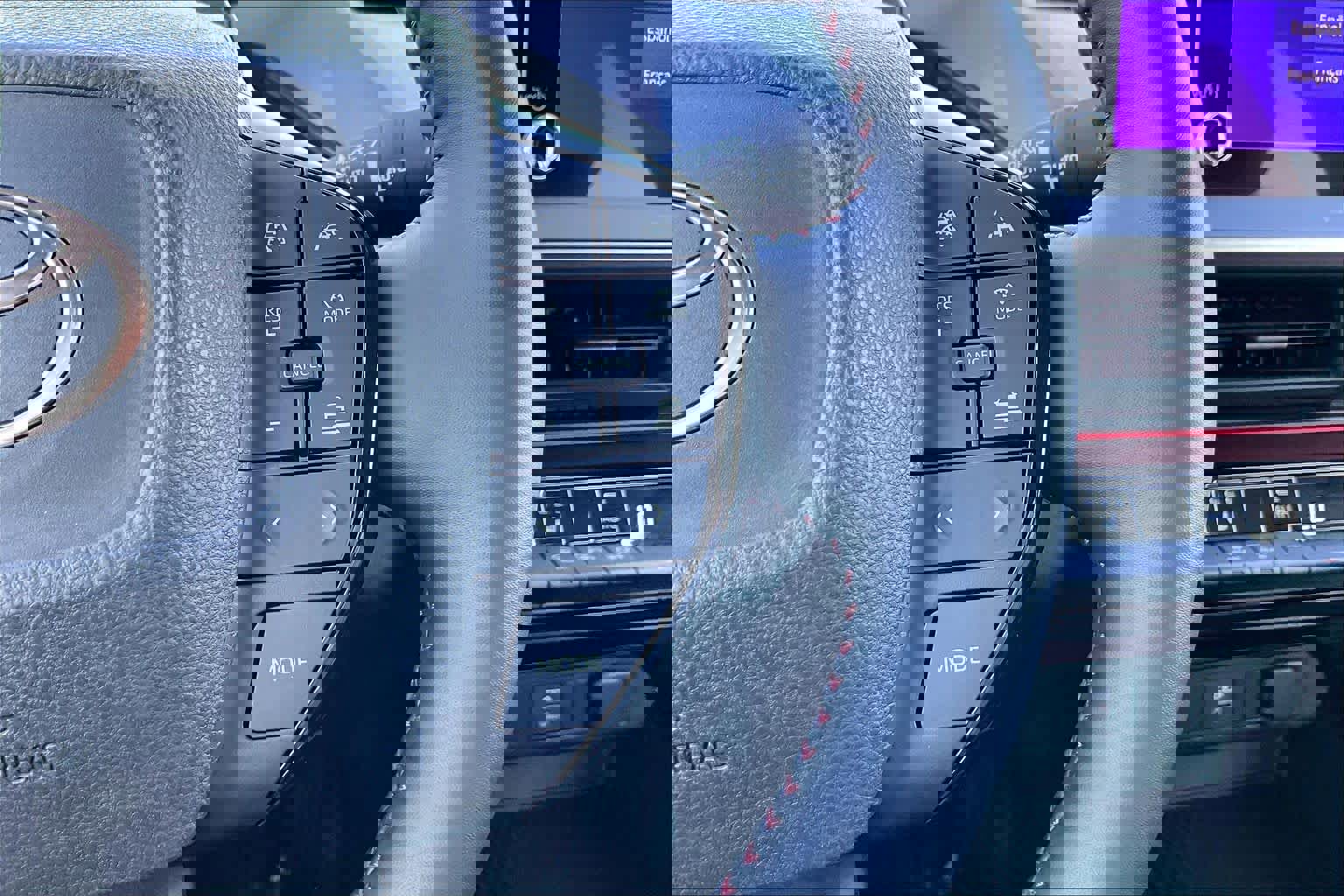 Used 2024 Toyota Prius Prime XSE image 22