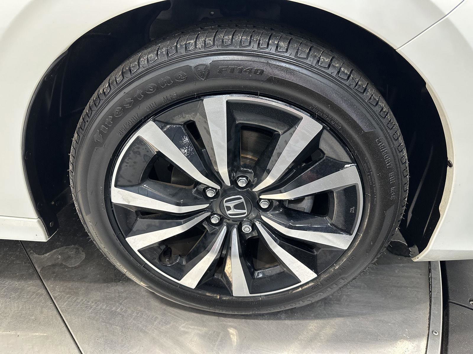 Certified 2024 Honda Civic EX image 11