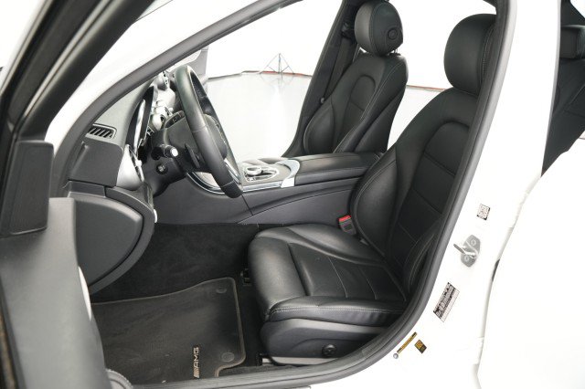 Used 2020 Mercedes-Benz C 300 4MATIC Sedan image 20