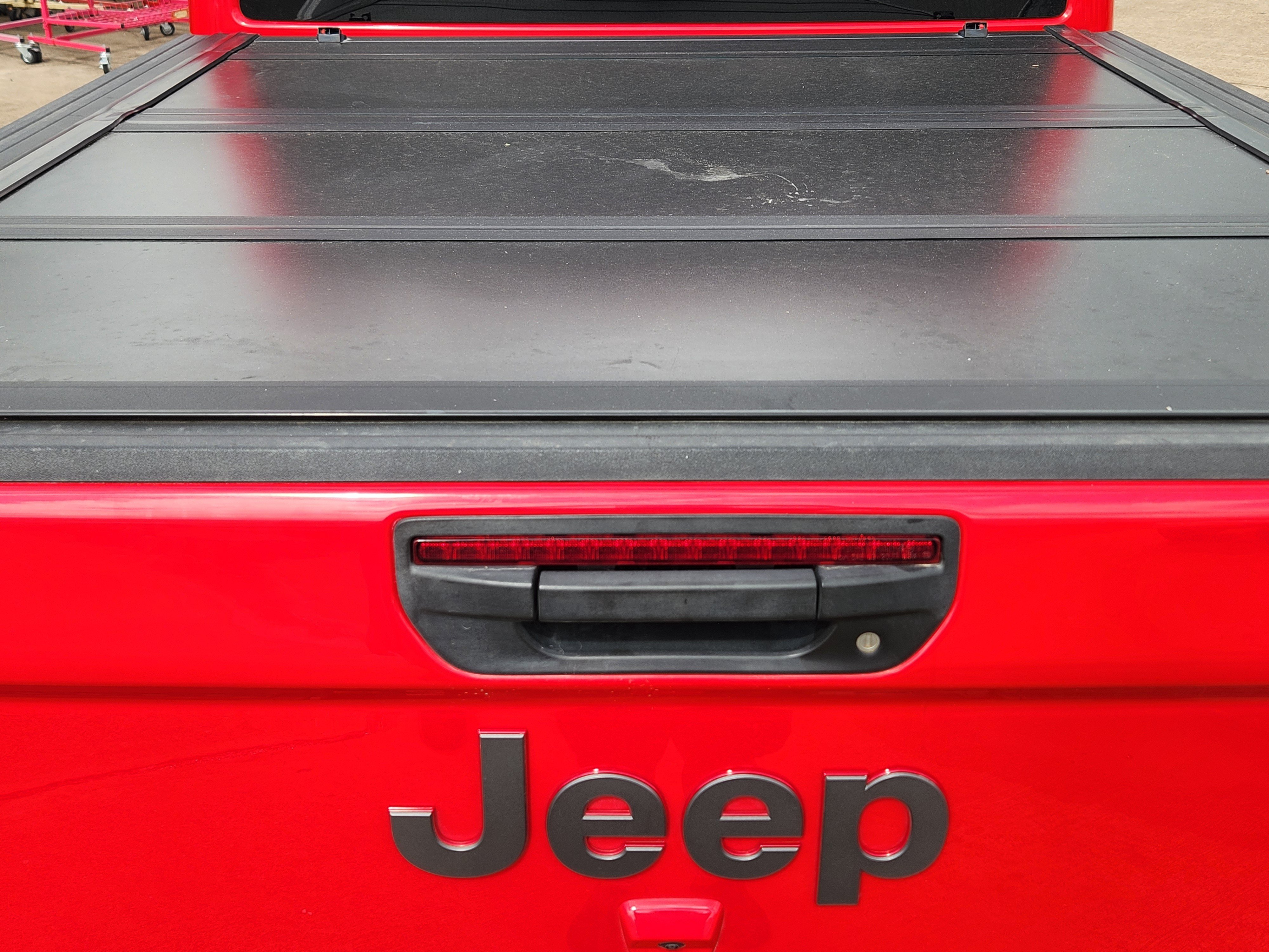 Used 2020 Jeep Gladiator Rubicon AWD/4WD image 24