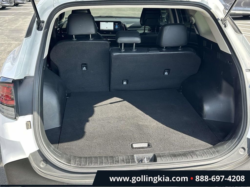 Certified 2023 Kia Sportage EX FWD image 8