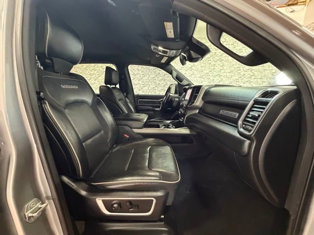 Used 2022 RAM 1500 Laramie w/ Sport Appearance Package AWD/4WD image 10