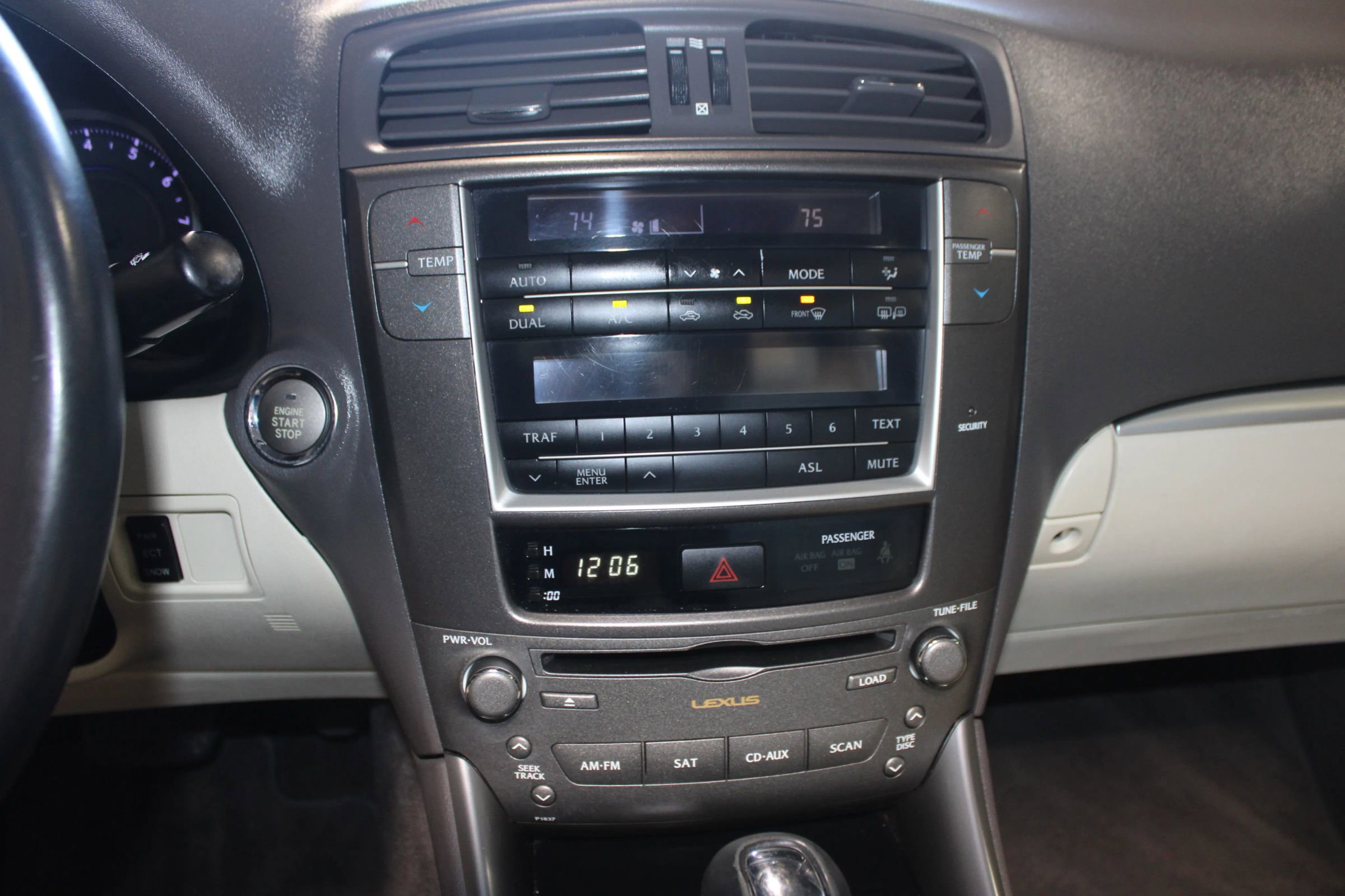 Used 2013 Lexus IS 250 RWD image 15