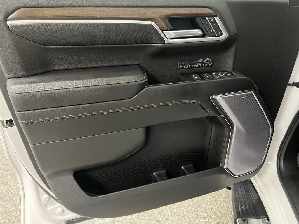 Used 2022 Chevrolet Silverado 1500 High Country image 28