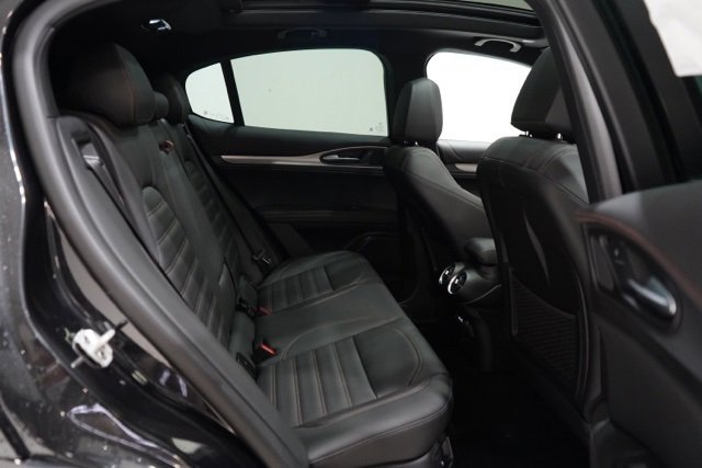 New 2025 Alfa Romeo Stelvio Sprint image 35