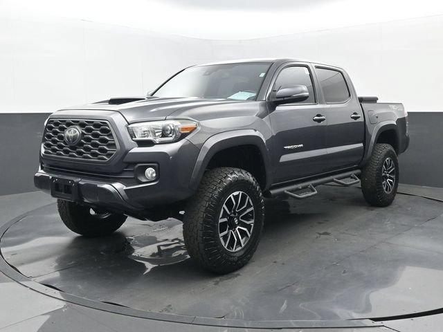 Used 2020 Toyota Tacoma TRD Sport AWD/4WD image 25