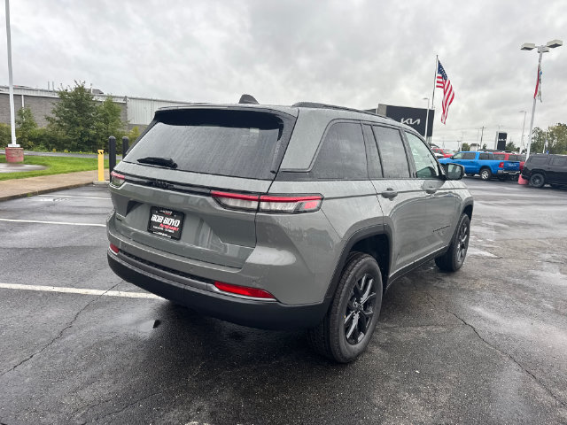 New 2027 Jeep Grand Cherokee 4WD image 7