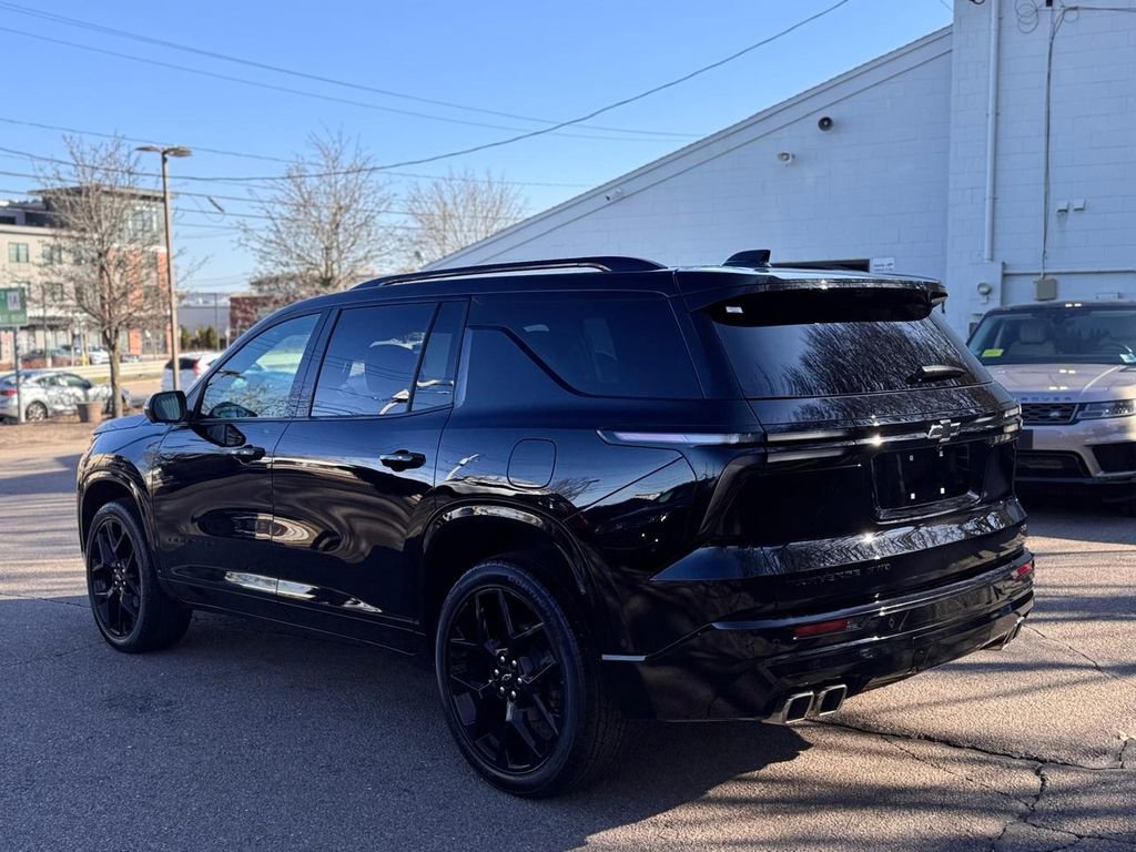 Used 2024 Chevrolet Traverse RS w/ LPO, Floor Liner Package image 4