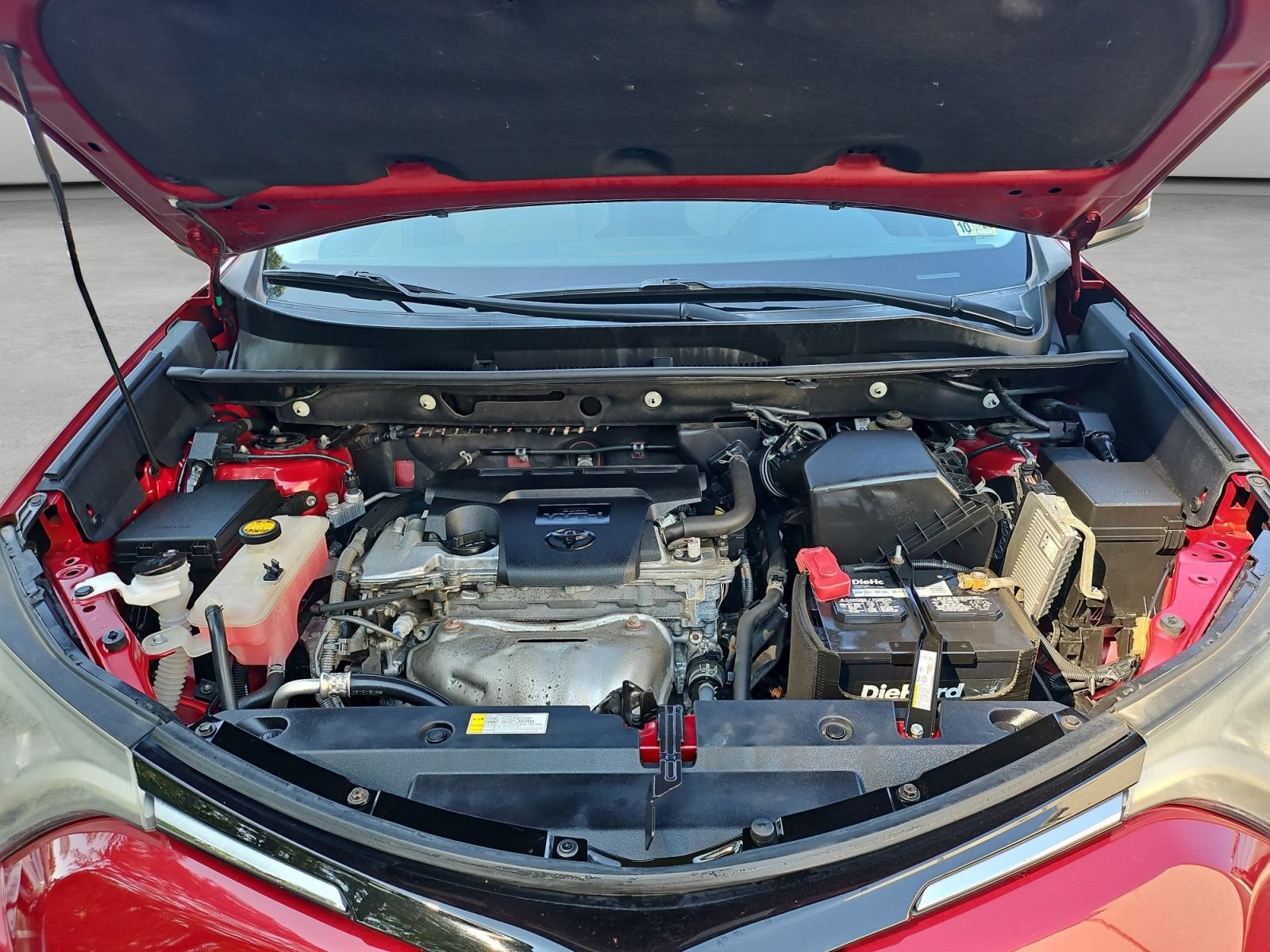 Used 2018 Toyota RAV4 XLE AWD/4WD image 37