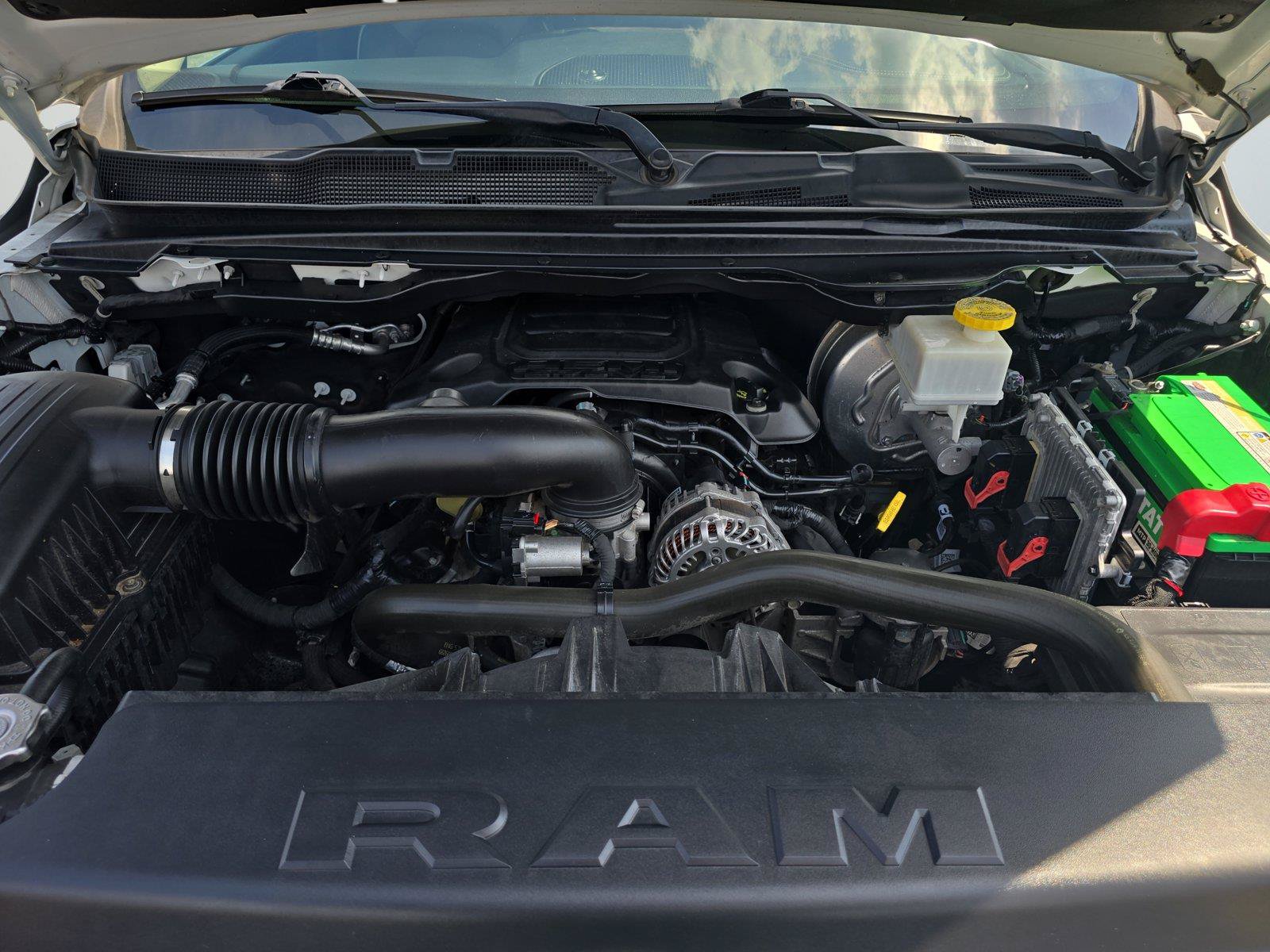 Used 2019 RAM 1500 Laramie AWD/4WD image 31