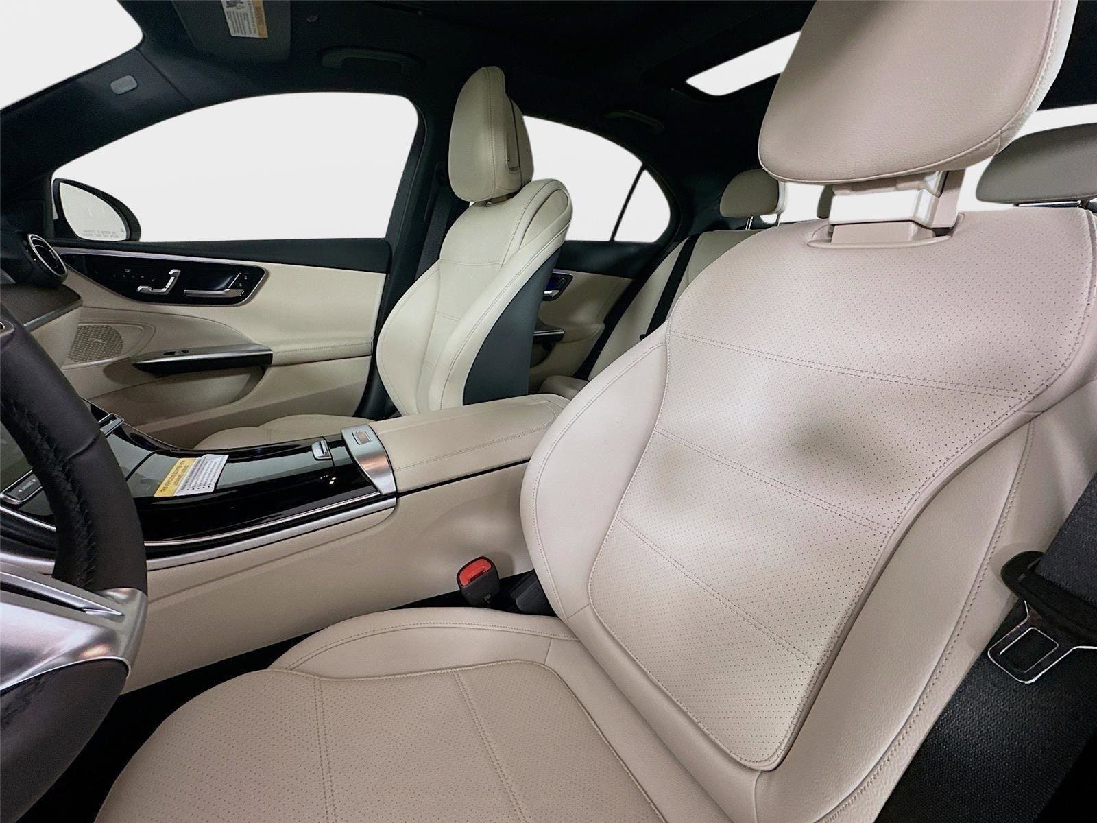 Certified 2026 Mercedes-Benz C 300 4MATIC Sedan image 26