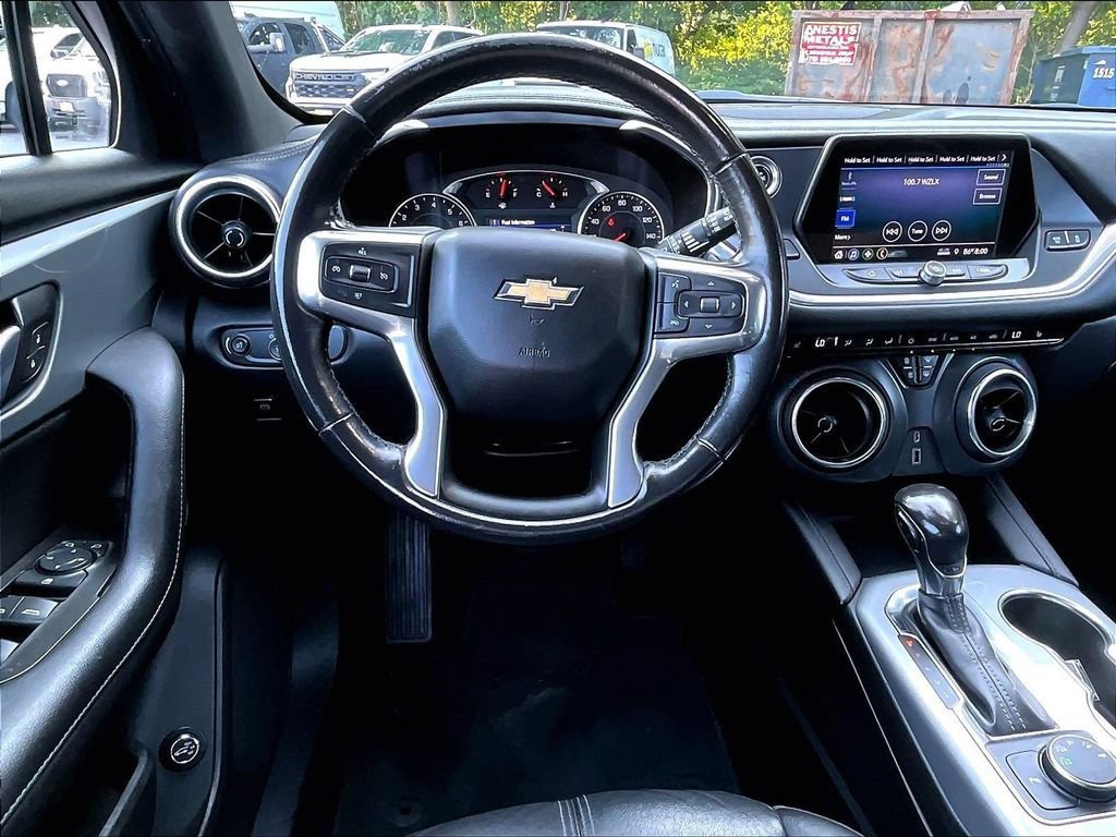 Used 2019 Chevrolet Blazer LT w/ Sun and Wheels Package AWD/4WD image 16
