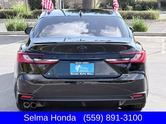 Used 2025 Toyota Camry SE FWD image 6