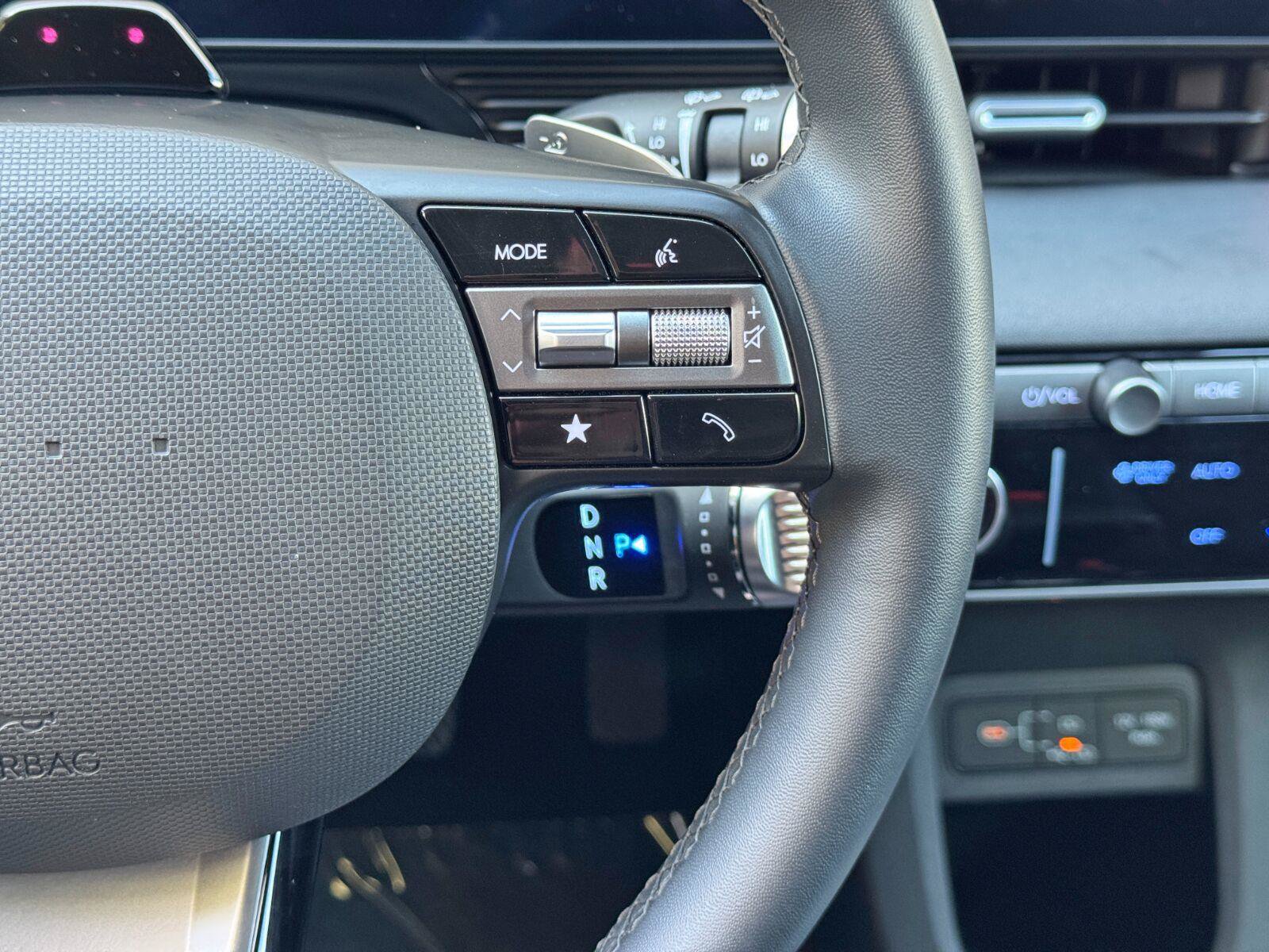 Used 2025 Hyundai Ioniq 5 SE RWD image 21