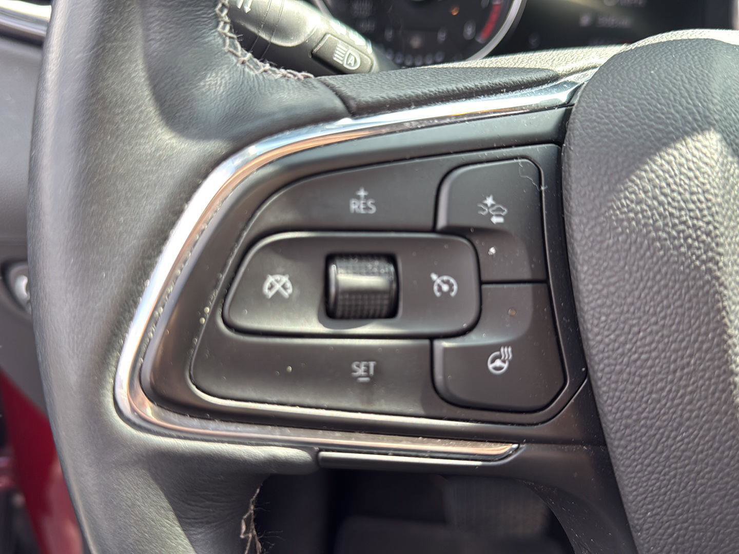 Used 2023 Buick Encore GX Essence w/ Experience Buick Package FWD image 12