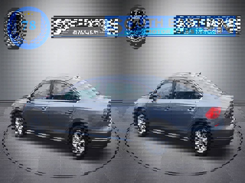 Used 2016 Volkswagen Passat 1.8T S image 8