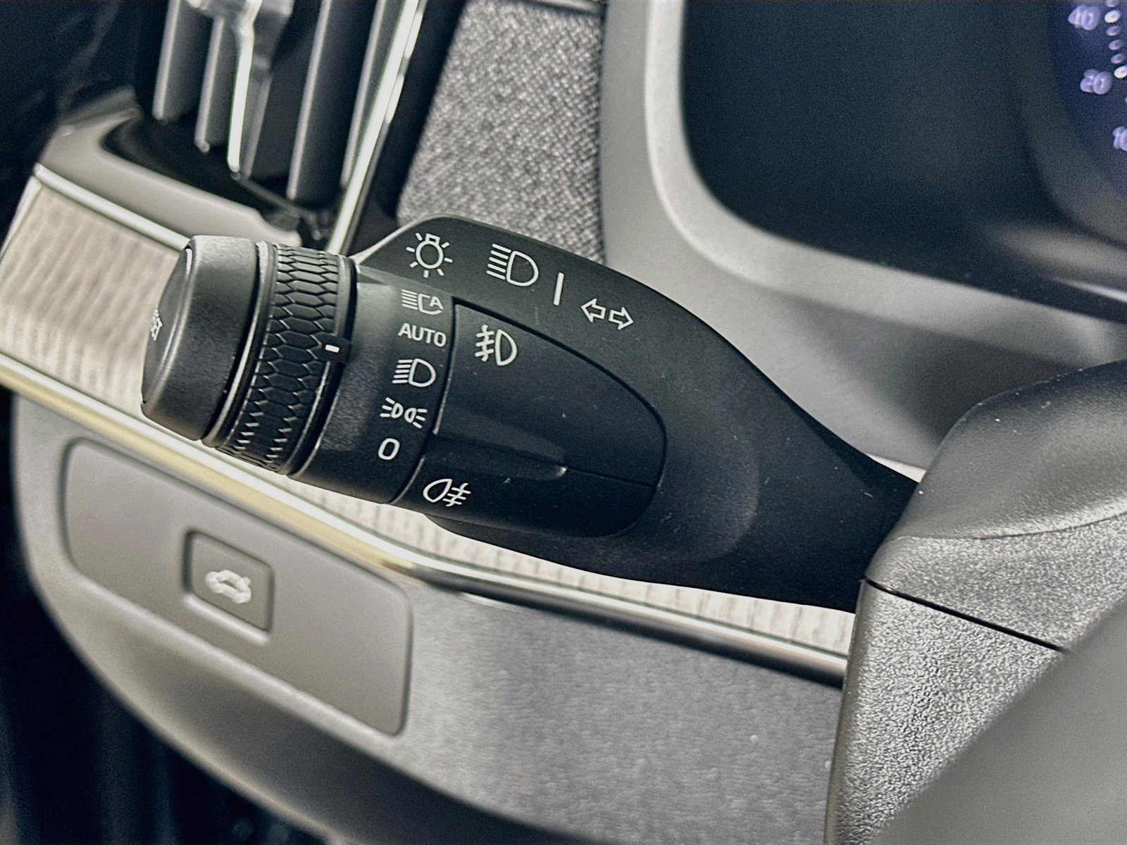 New 2027 Volvo XC90 B6 Ultra AWD/4WD image 20