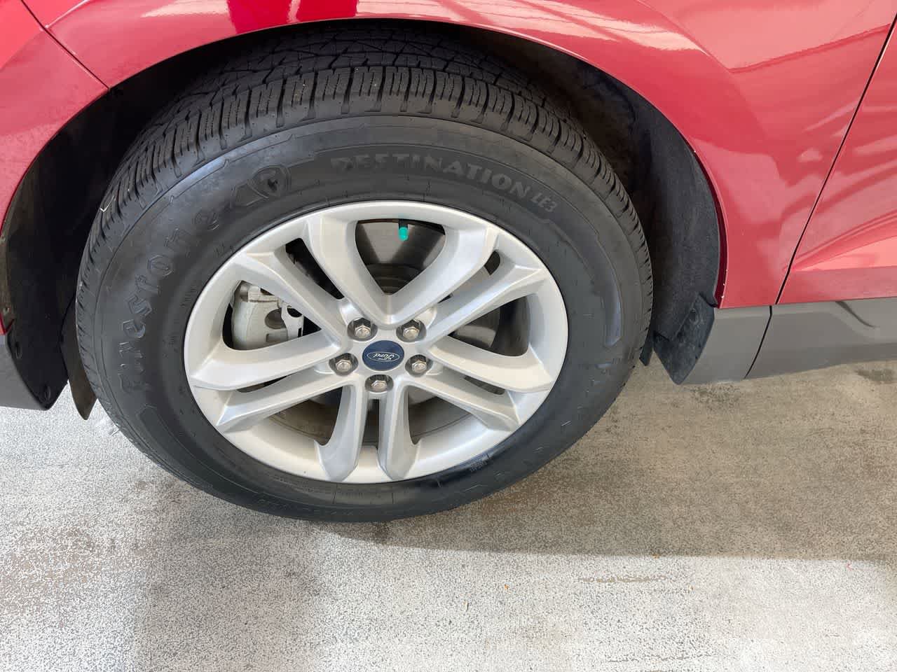 Used 2019 Ford Edge SEL w/ Equipment Group 201A AWD/4WD image 10