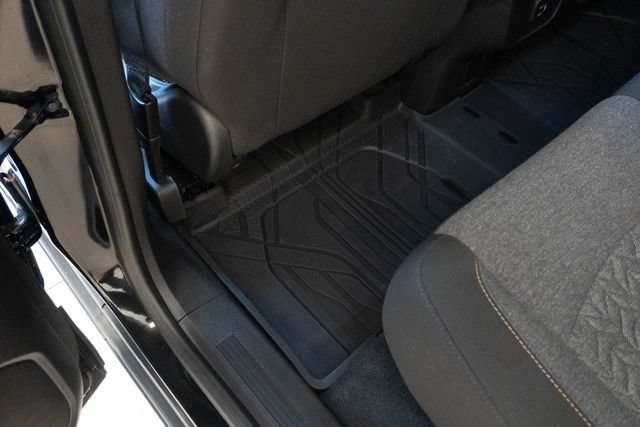 Used 2024 Chevrolet Equinox LT FWD image 24