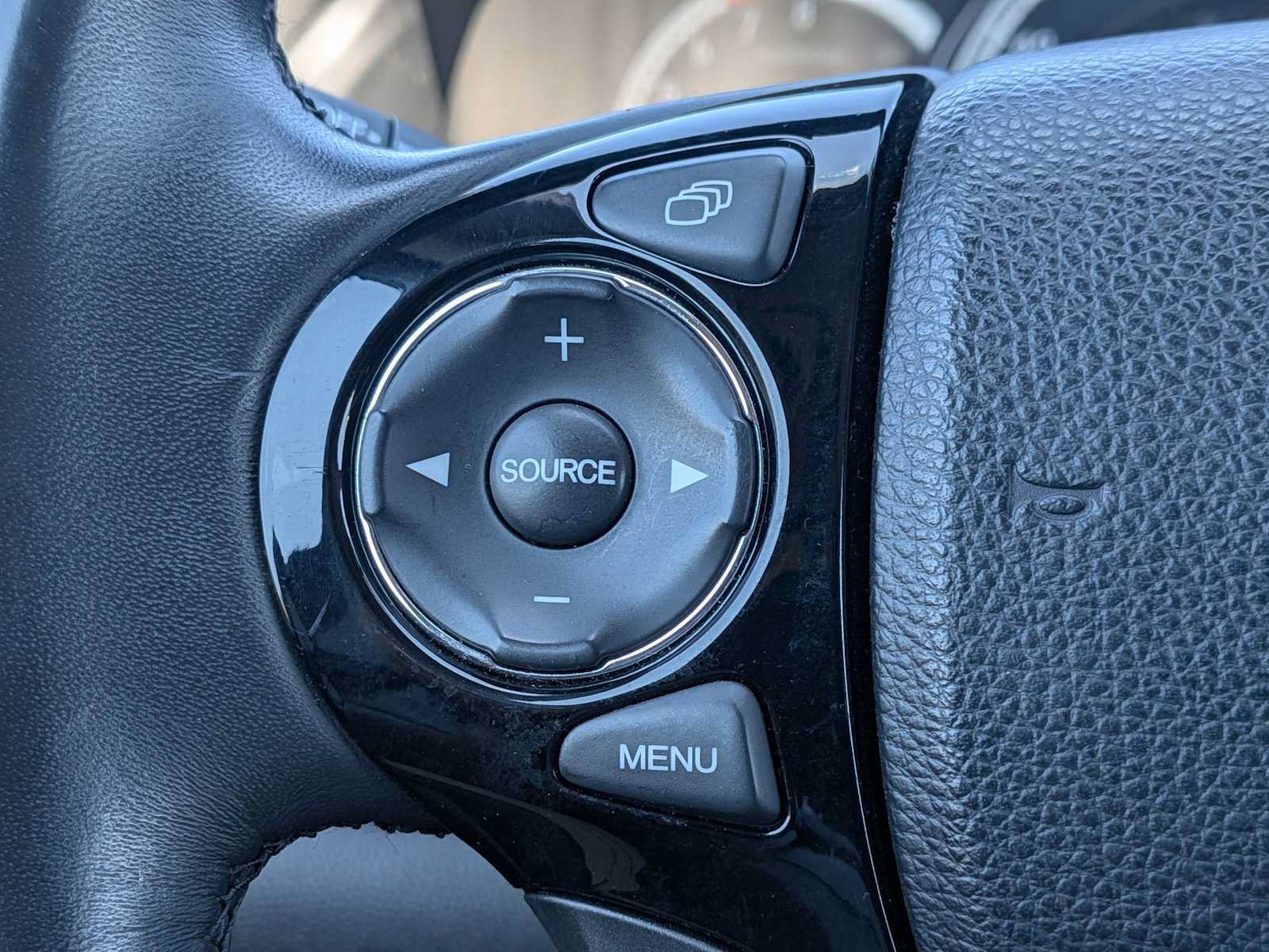 Certified 2017 Honda Accord EX-L image 22