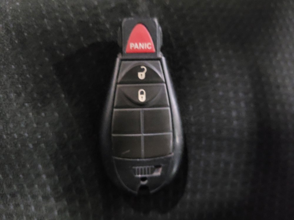 Used 2019 Dodge Grand Caravan SE FWD image 32