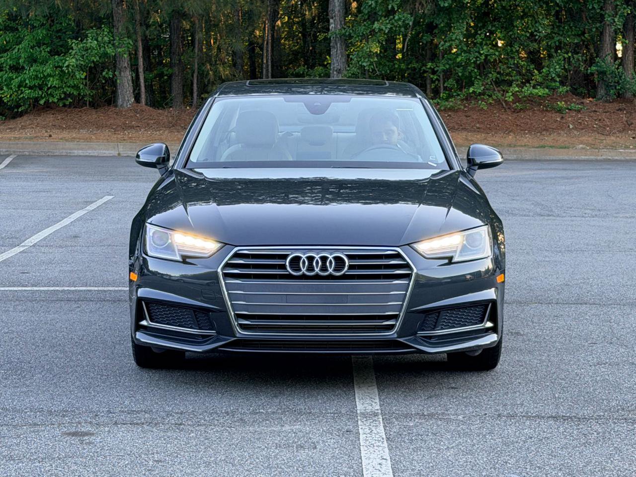 Used 2019 Audi A4 2.0T Premium FWD image 2